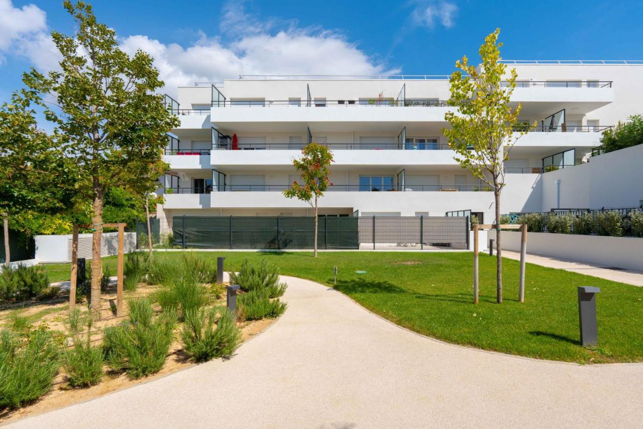 T2 Entre La Plage Et Le Velodrome-Terrasse / Parking Marsylia Zewnętrze zdjęcie